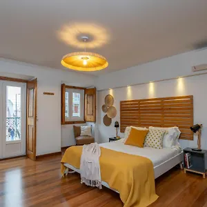 Superb Overlooking Graca In Apartamento